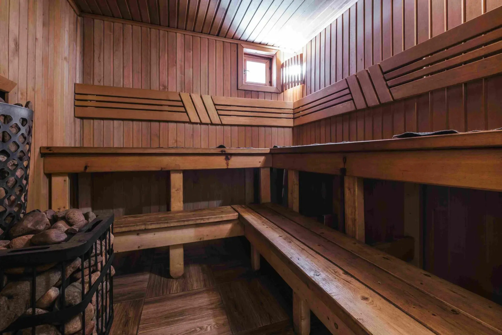 Дом в кедрах