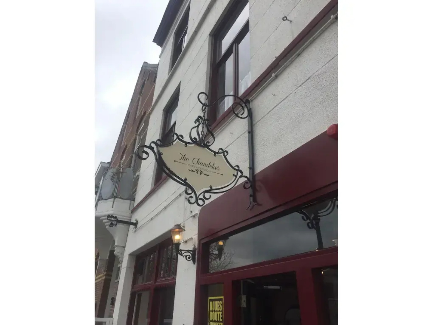 Cafe pension The Chandelier