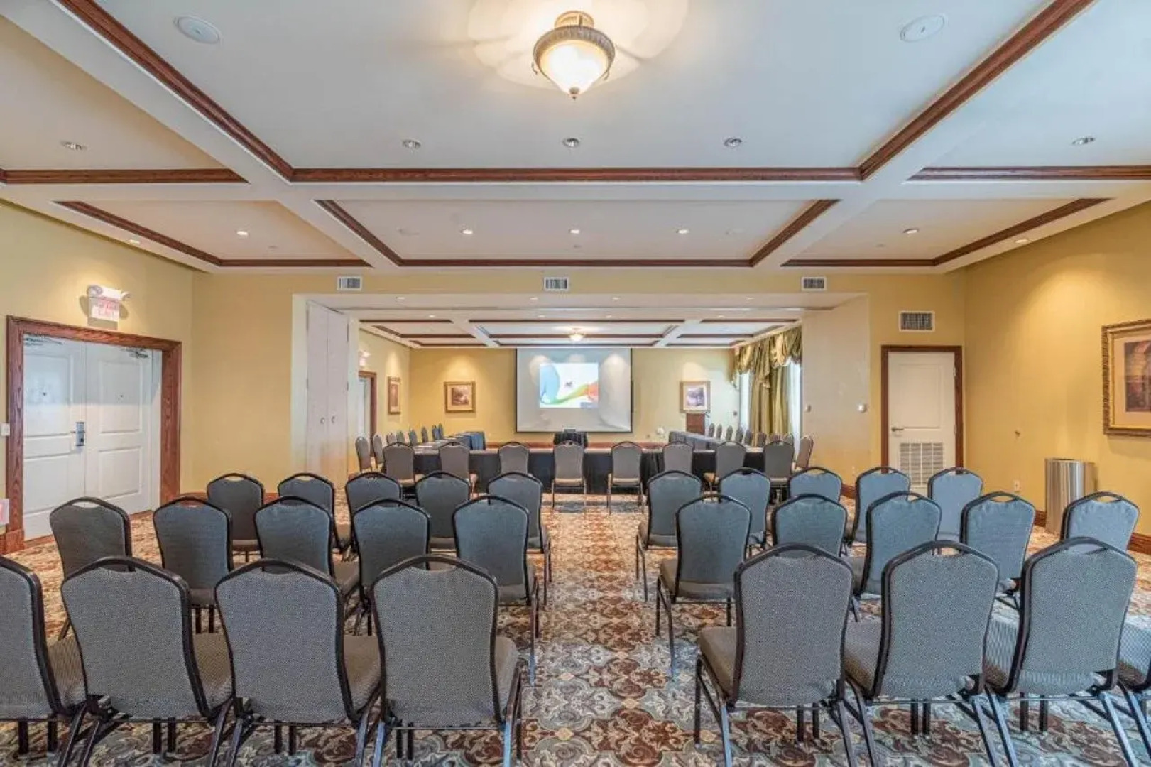 Natchez Grand Hotel & Suites On the River