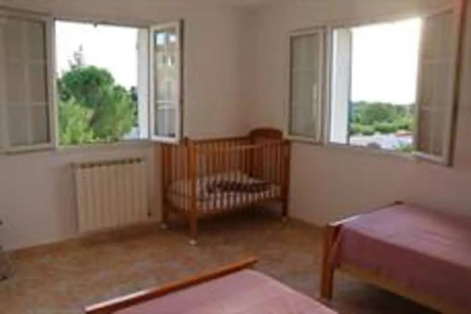 House With 3 Bedrooms in Saint-pierre-de-vassols, With Private Pool, E