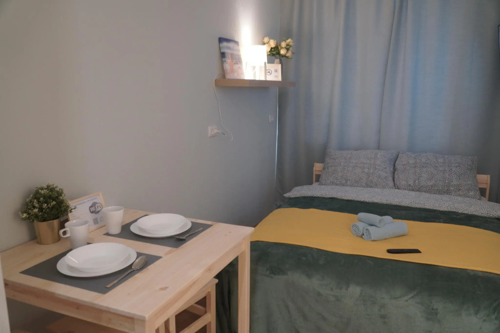 Диван и Чемодан на ул. Серафимовича, 1/4