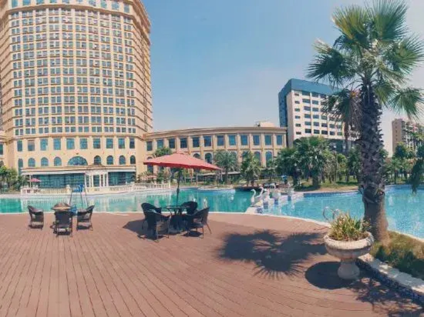 Hong Hu International Hotel