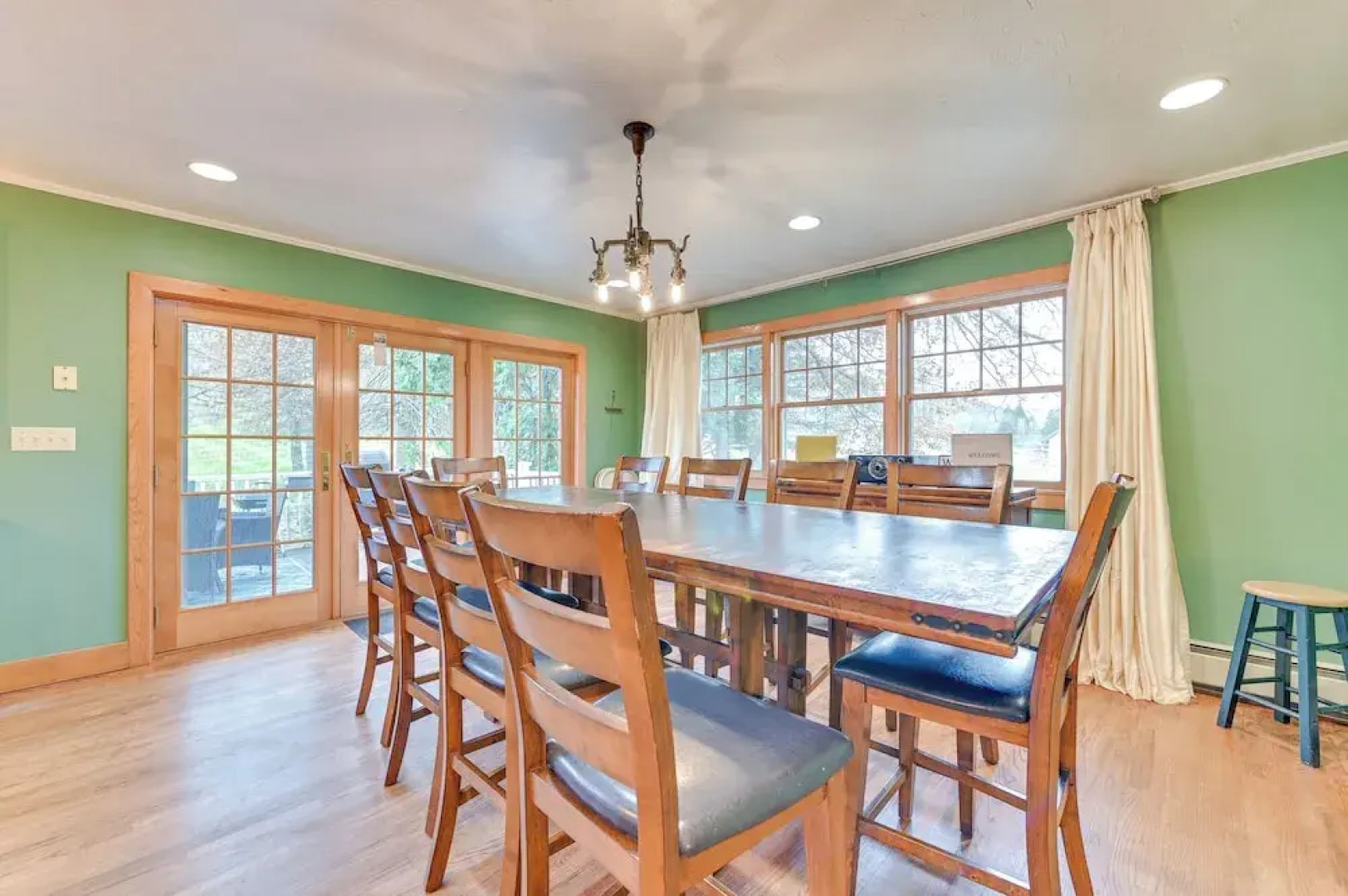 Slope Views: Luxe Windham Retreat w/ Hot Tub!