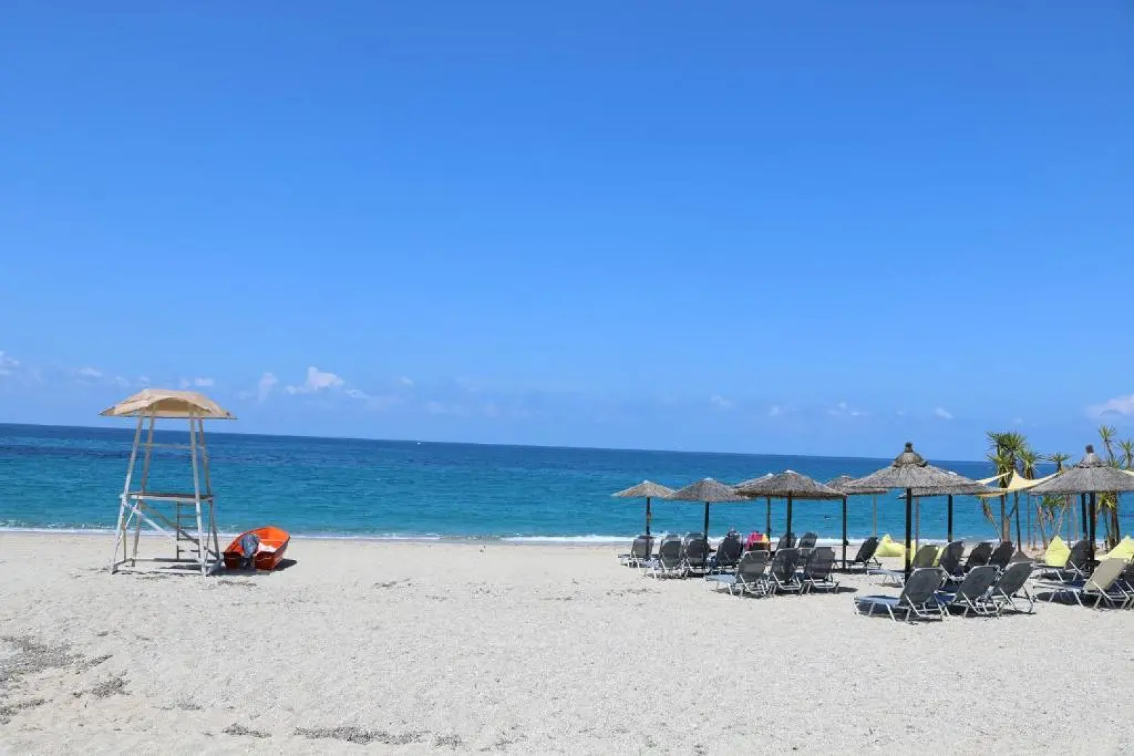 Mitika Hotel Apartments