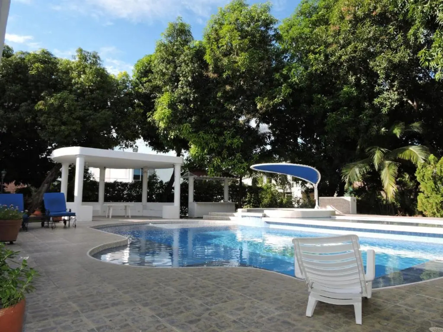 Casa Campestre El Peñon 5 Habitaciones