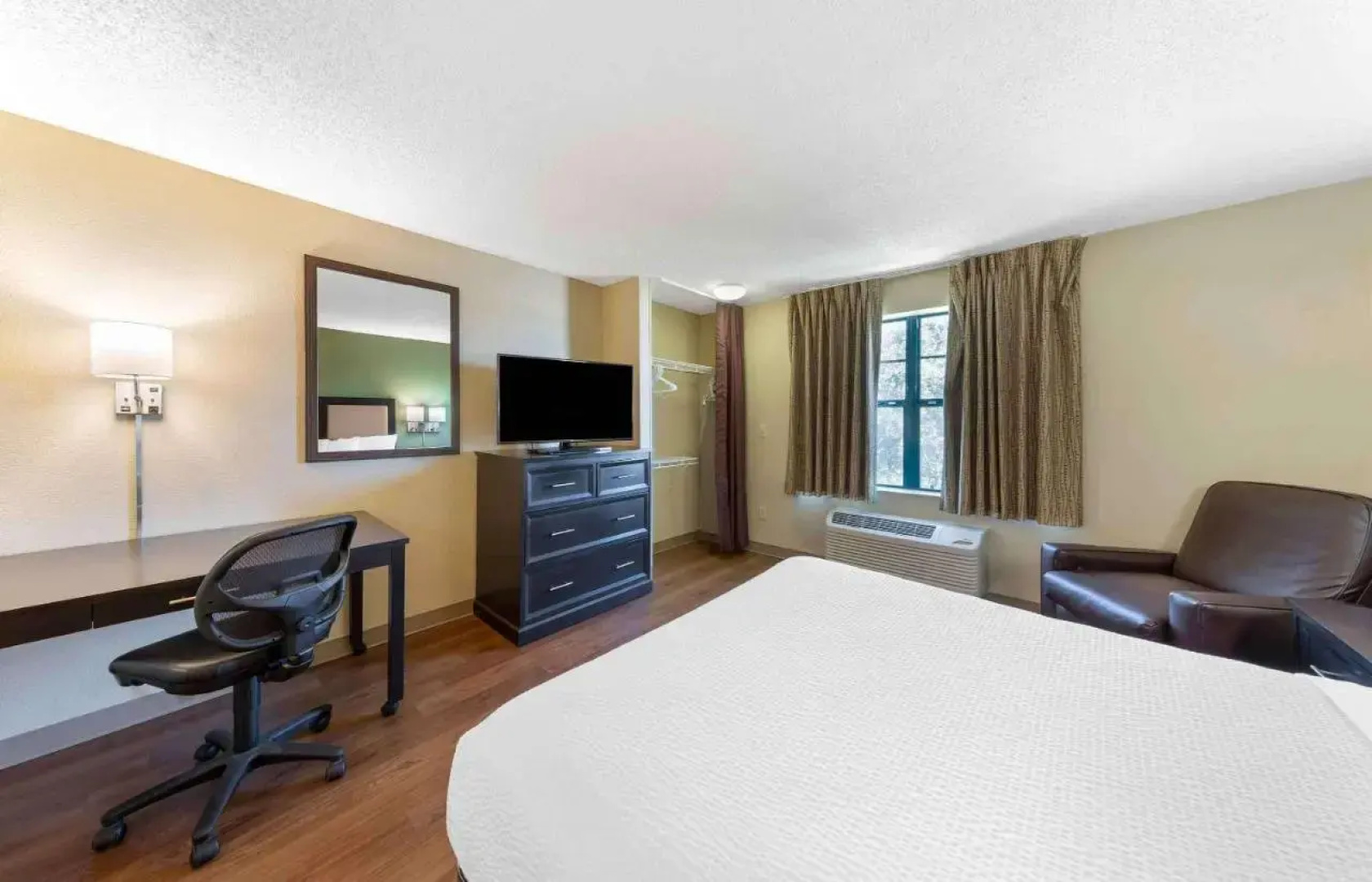 Studio Plus Akron - Copley