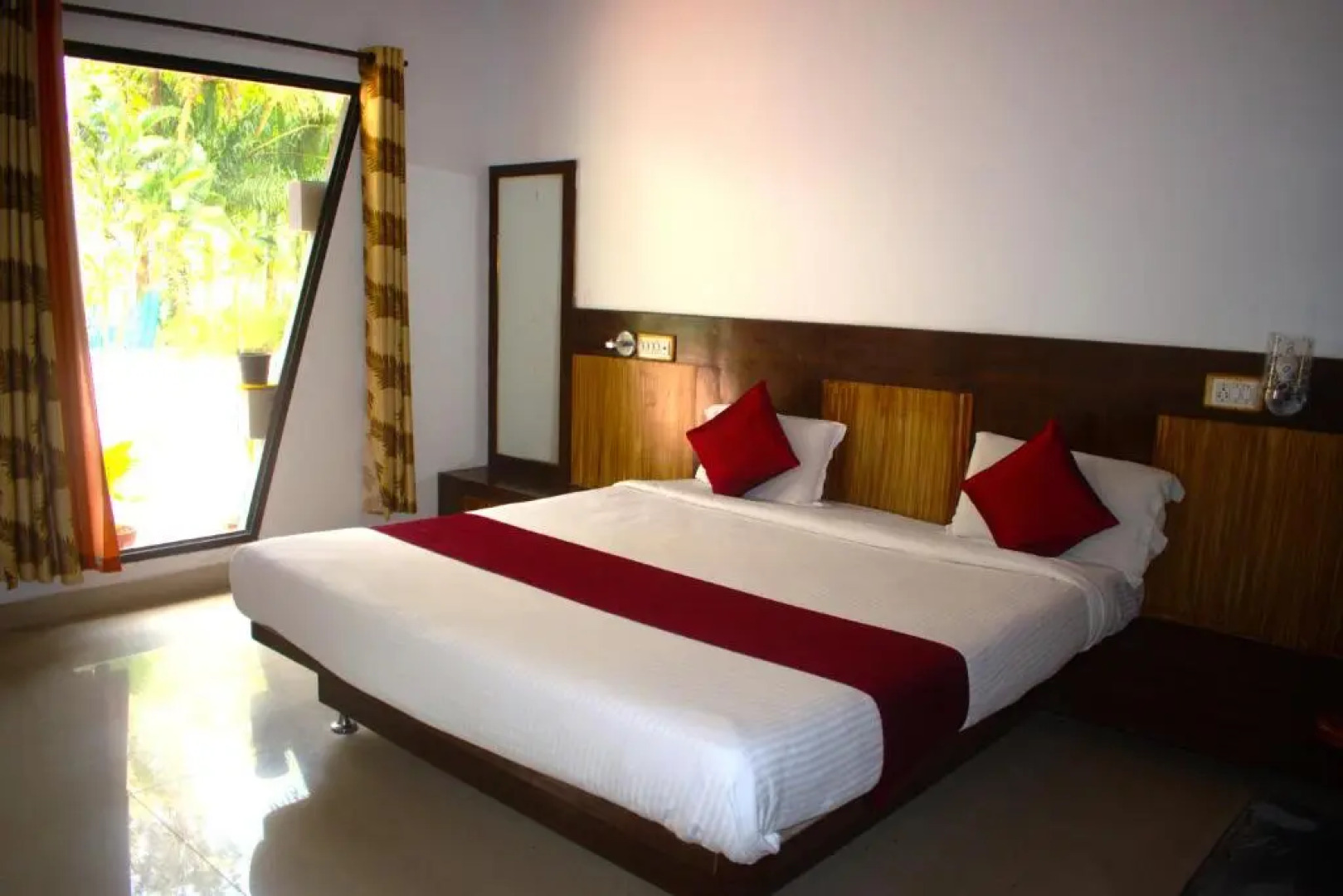 Staymaker Coorg Anekad Resort