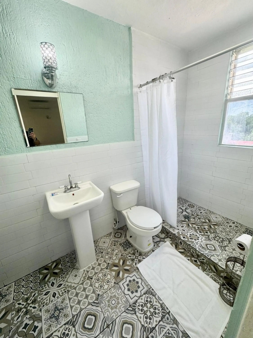 Capital O Farallon Inn