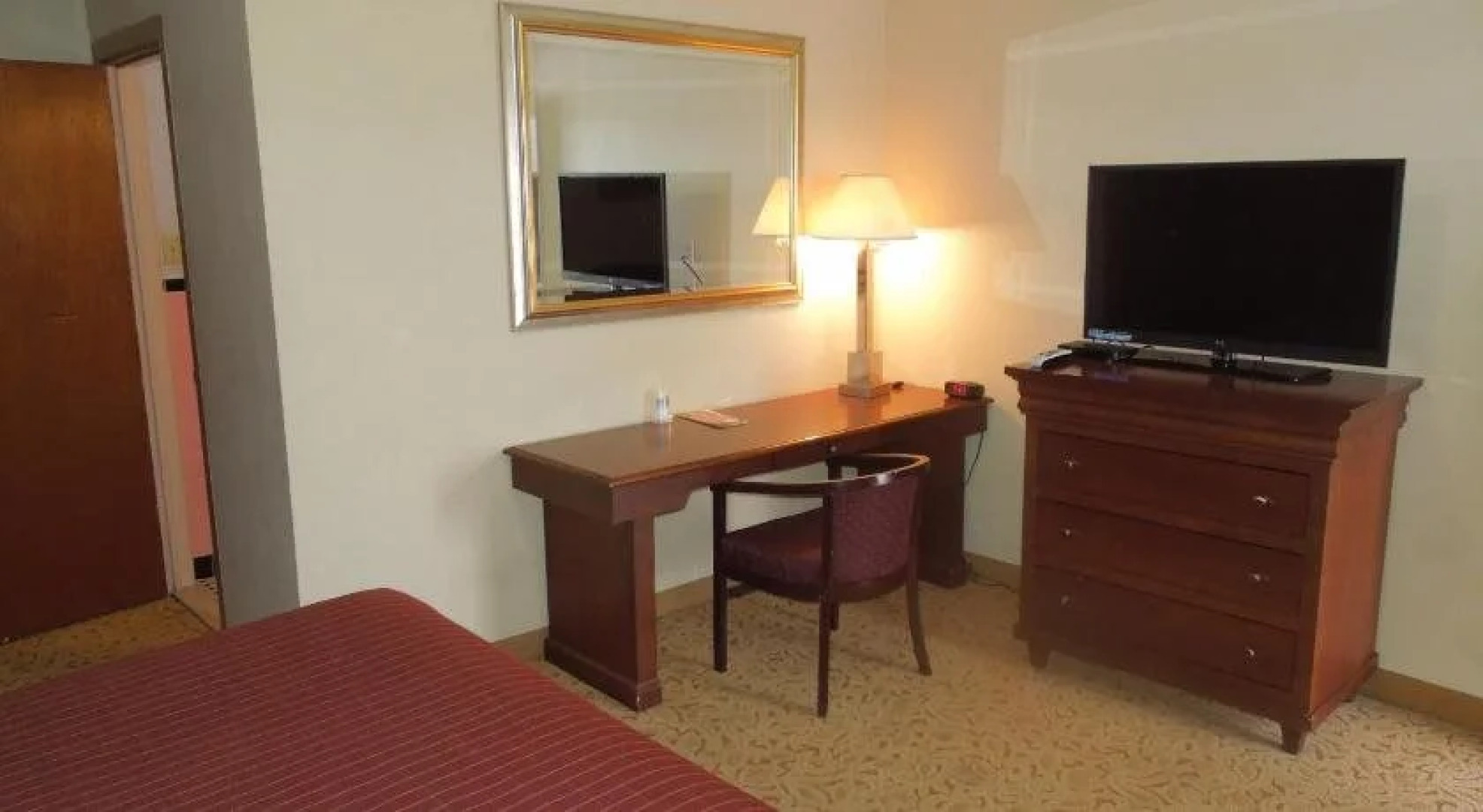 Slumberland Motel Mount Holly