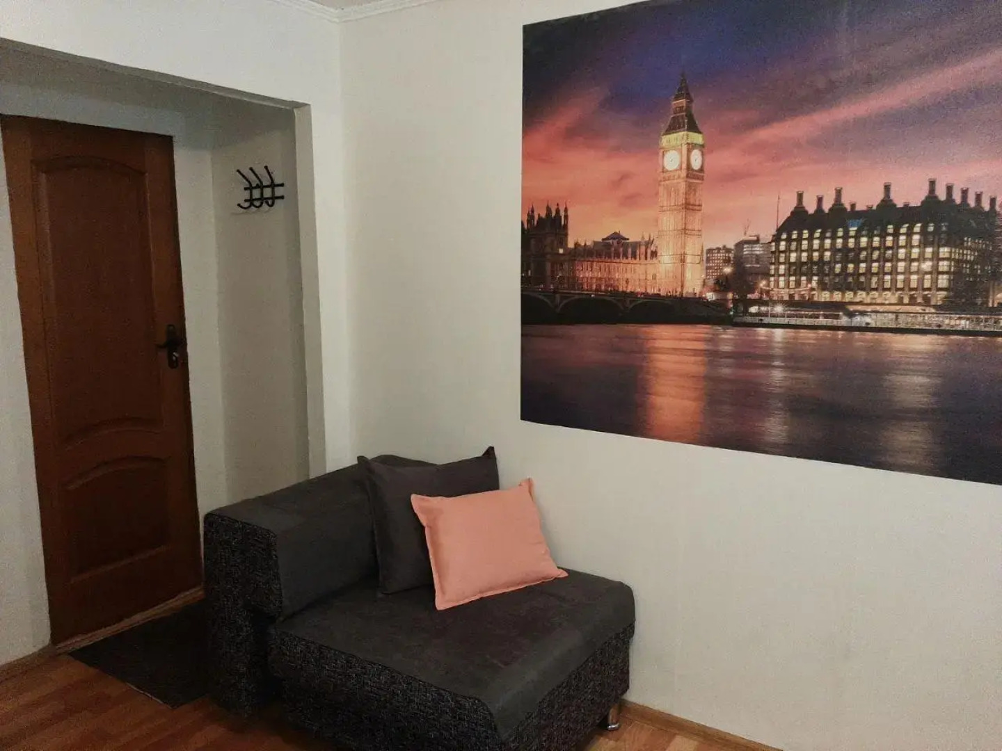 Апартаменты на улице Грибоедова 8