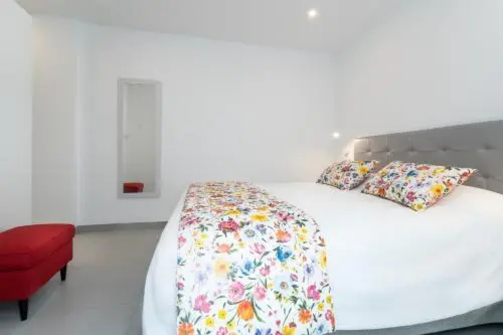 VV LOYANT CANTERAS "by henrypole home"