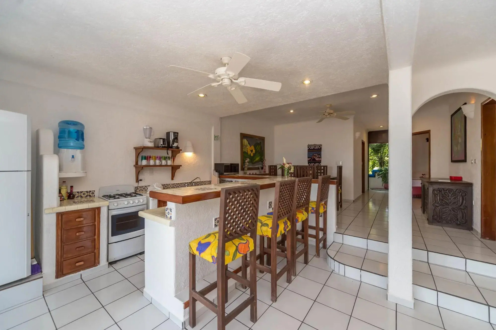 Del Sol Beachfront Hotel and Condos