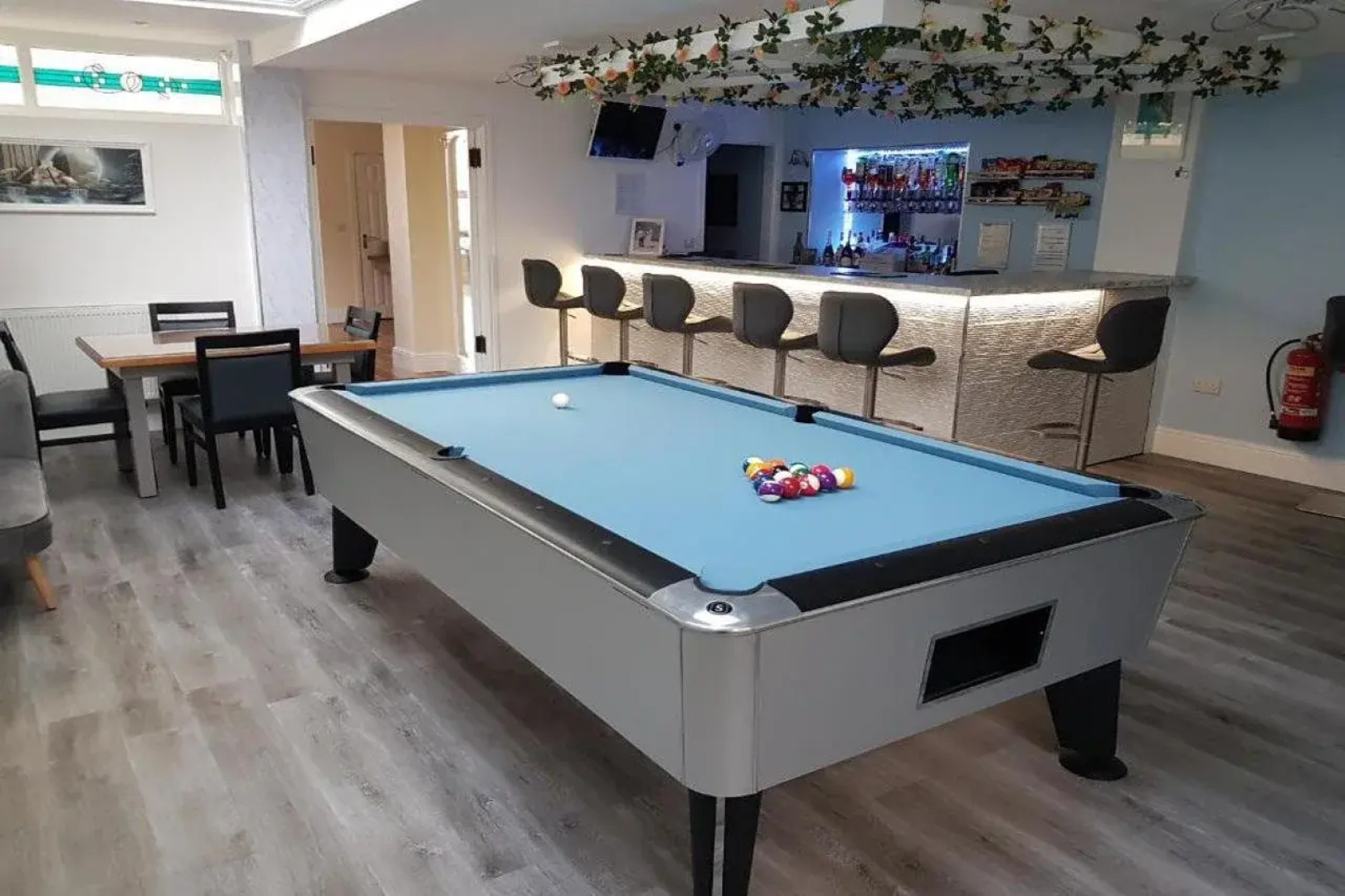 OYO Minerva Guesthouse