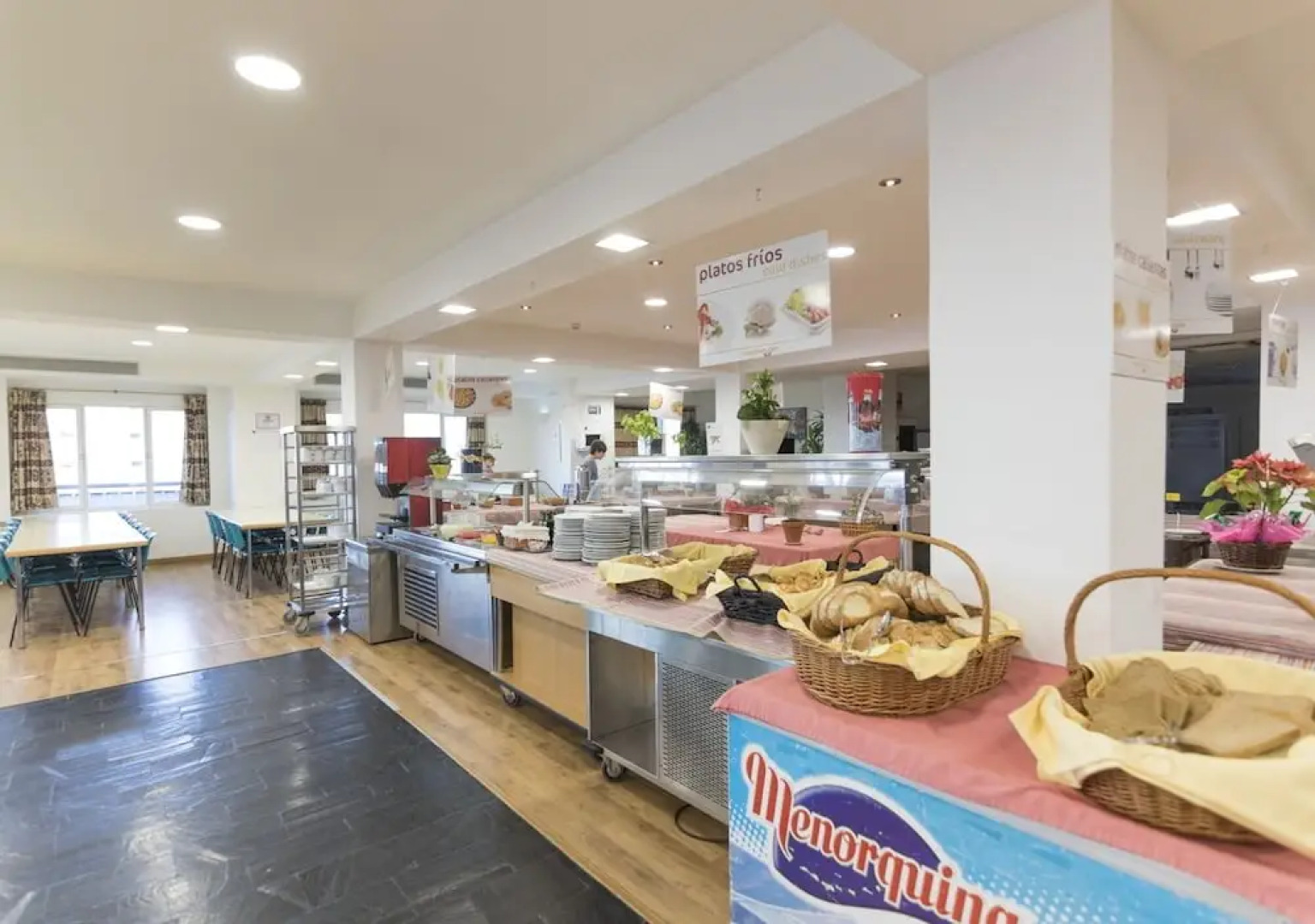 Albergue Inturjoven Sierra Nevada - Hostel