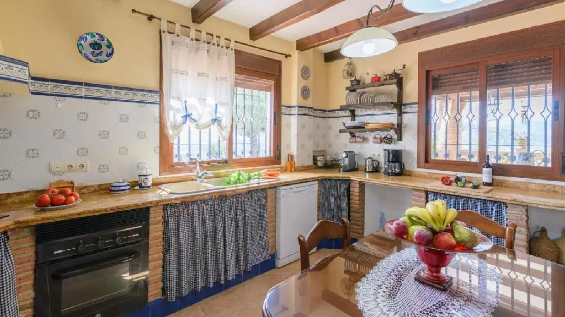 Villa Luz de Luna Guaro by Ruralidays