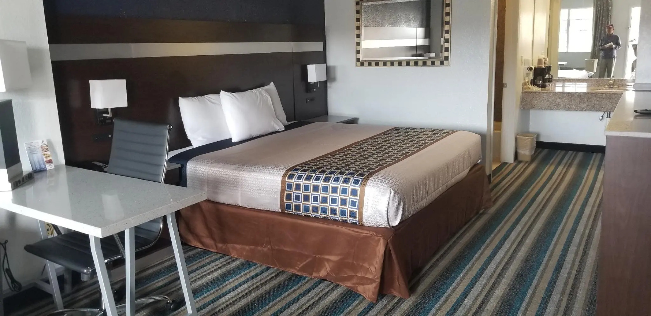 HomeBridge Inn and Suites