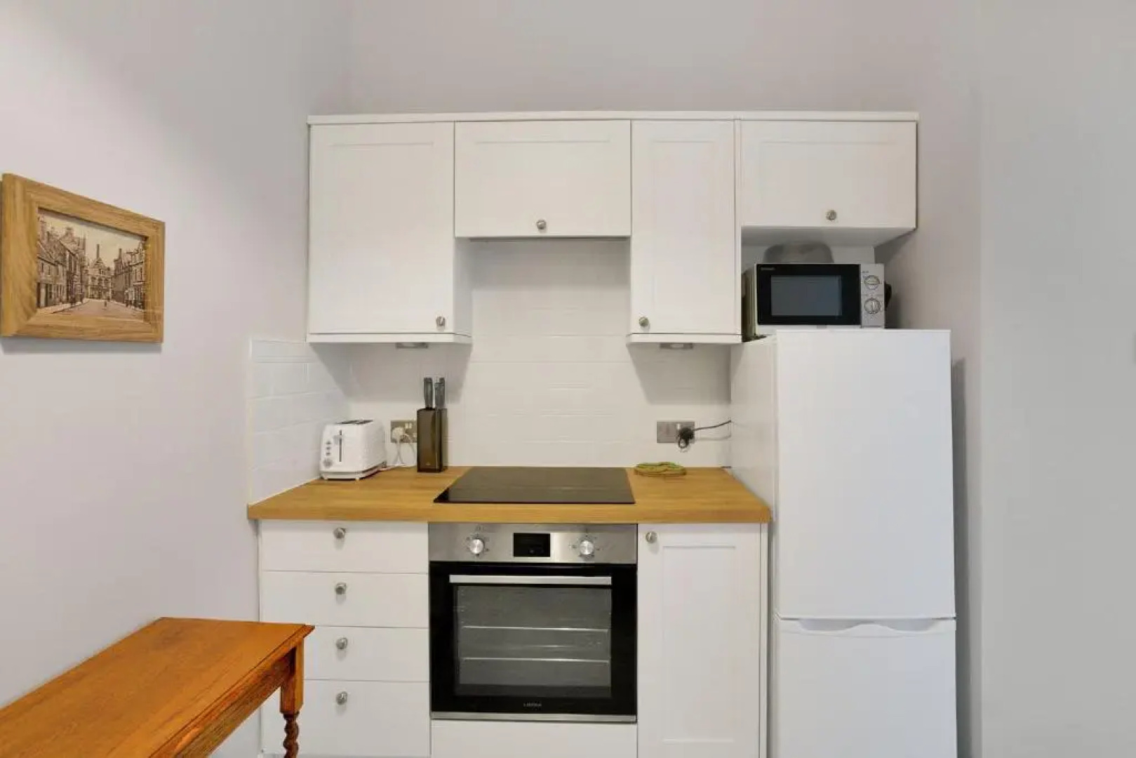 Craig Leith Apartment