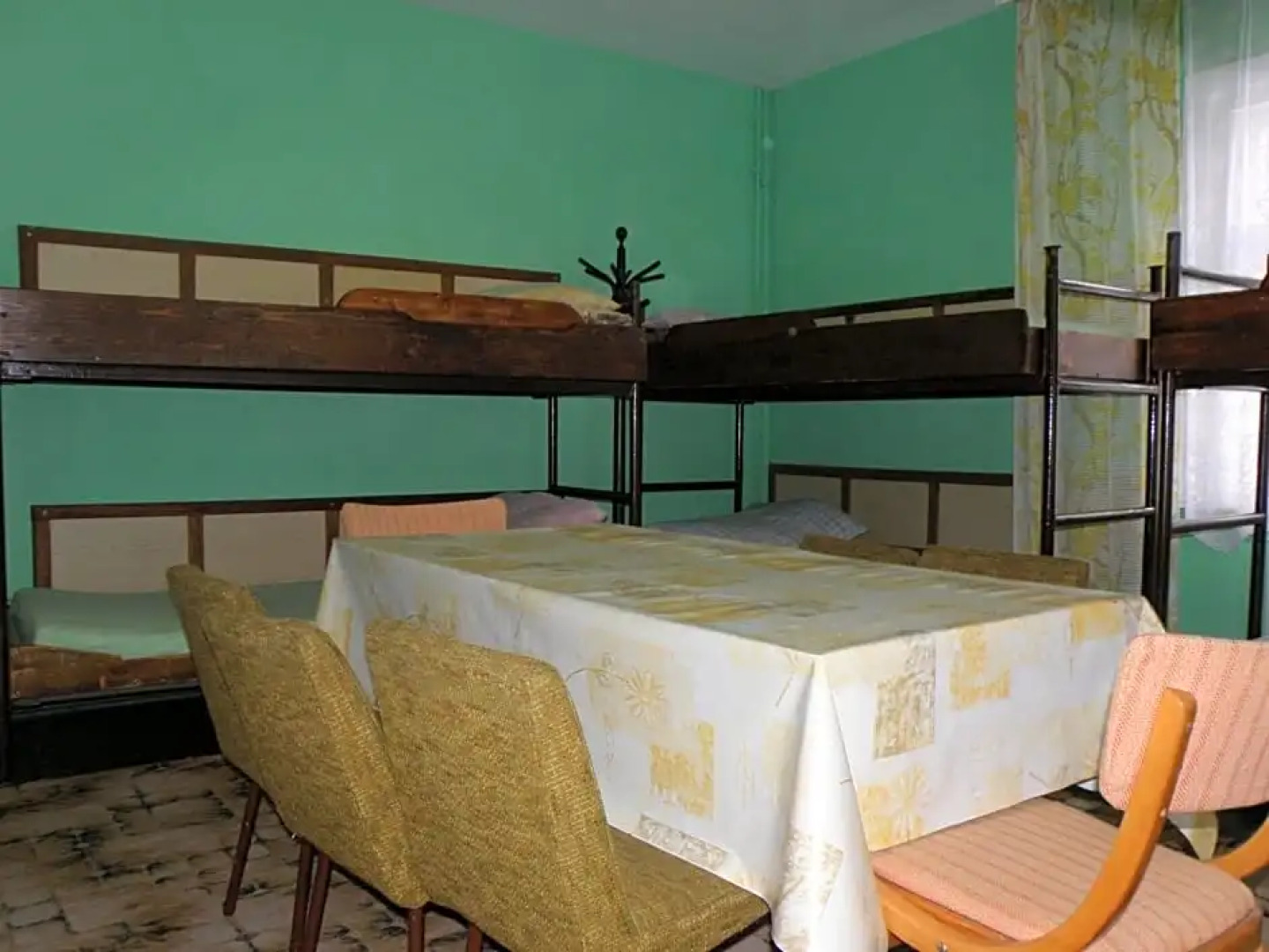 Szkolne Schronisko Młodzieżowe Złoty Widok