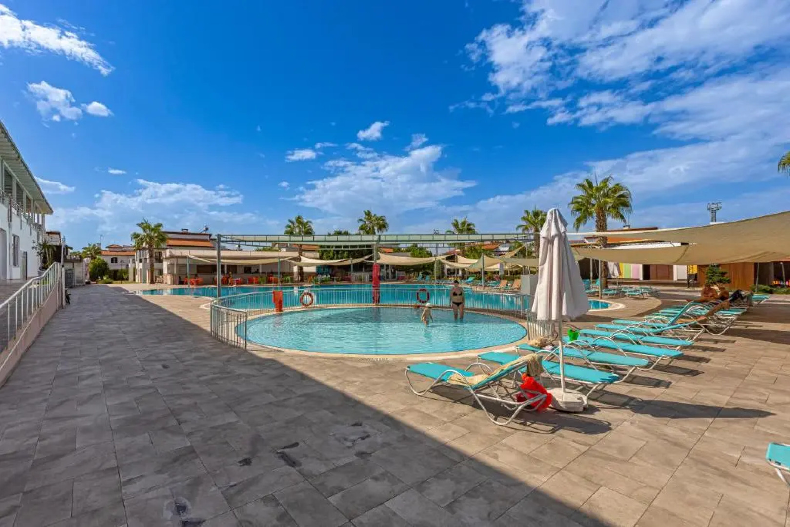 Cozy 2 Bedroom Apartment