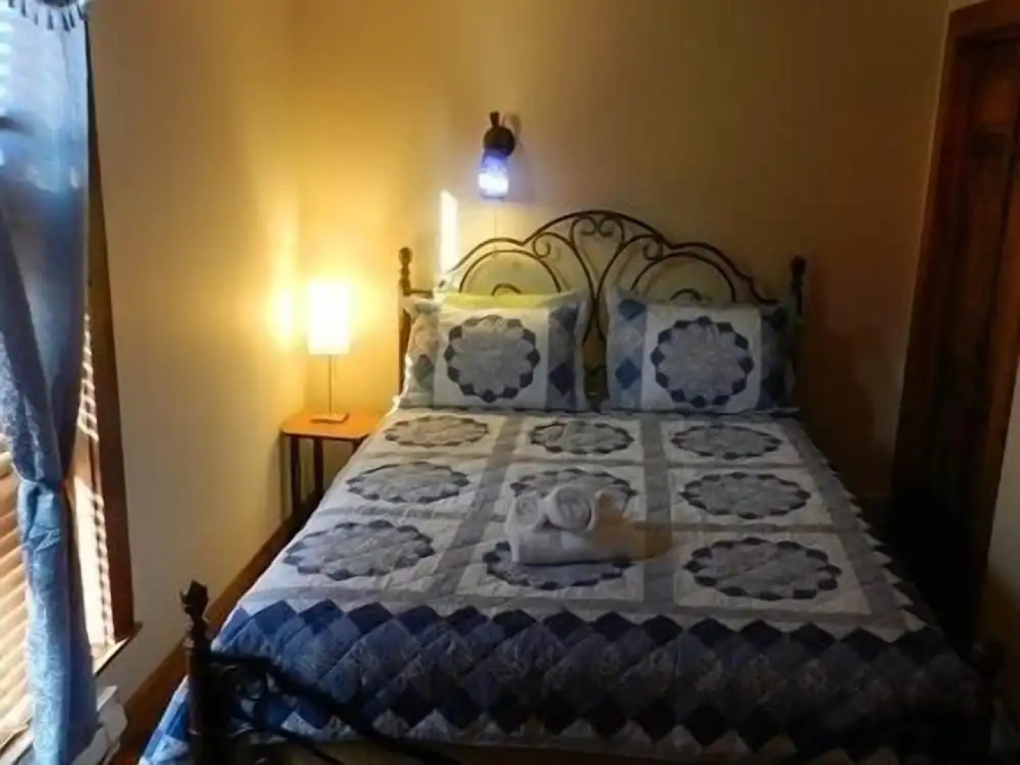 Blue Frost Apartments