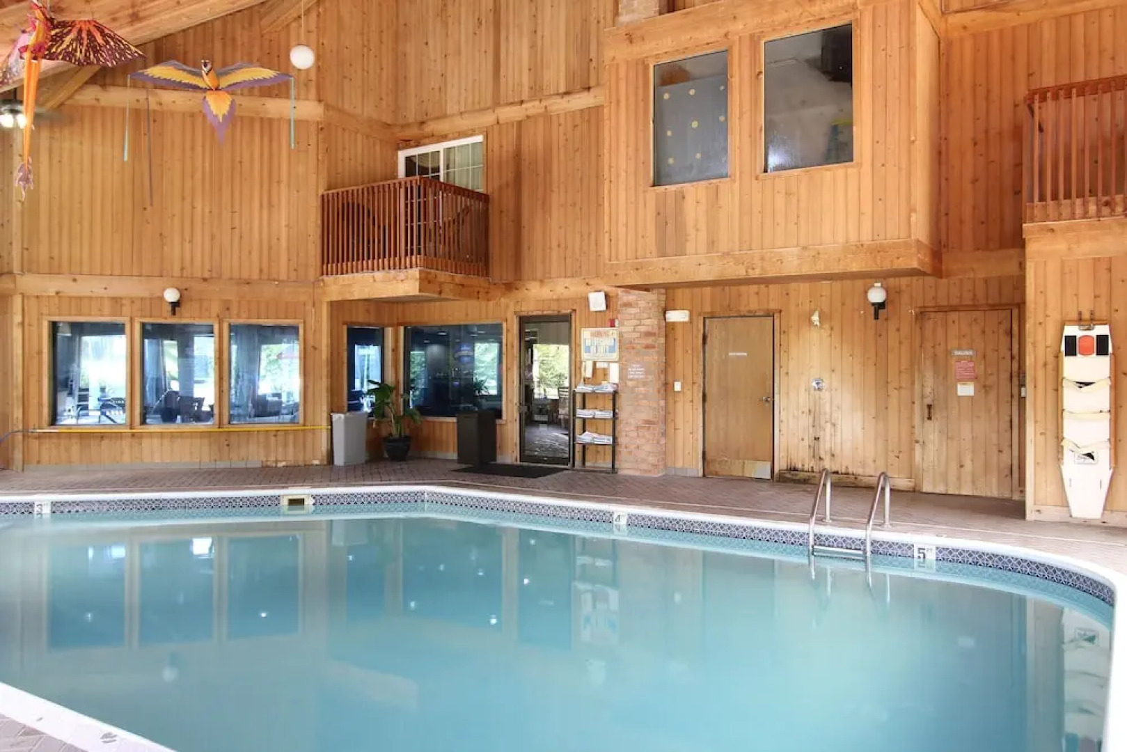 Baymont Inn & Suites Muskegon