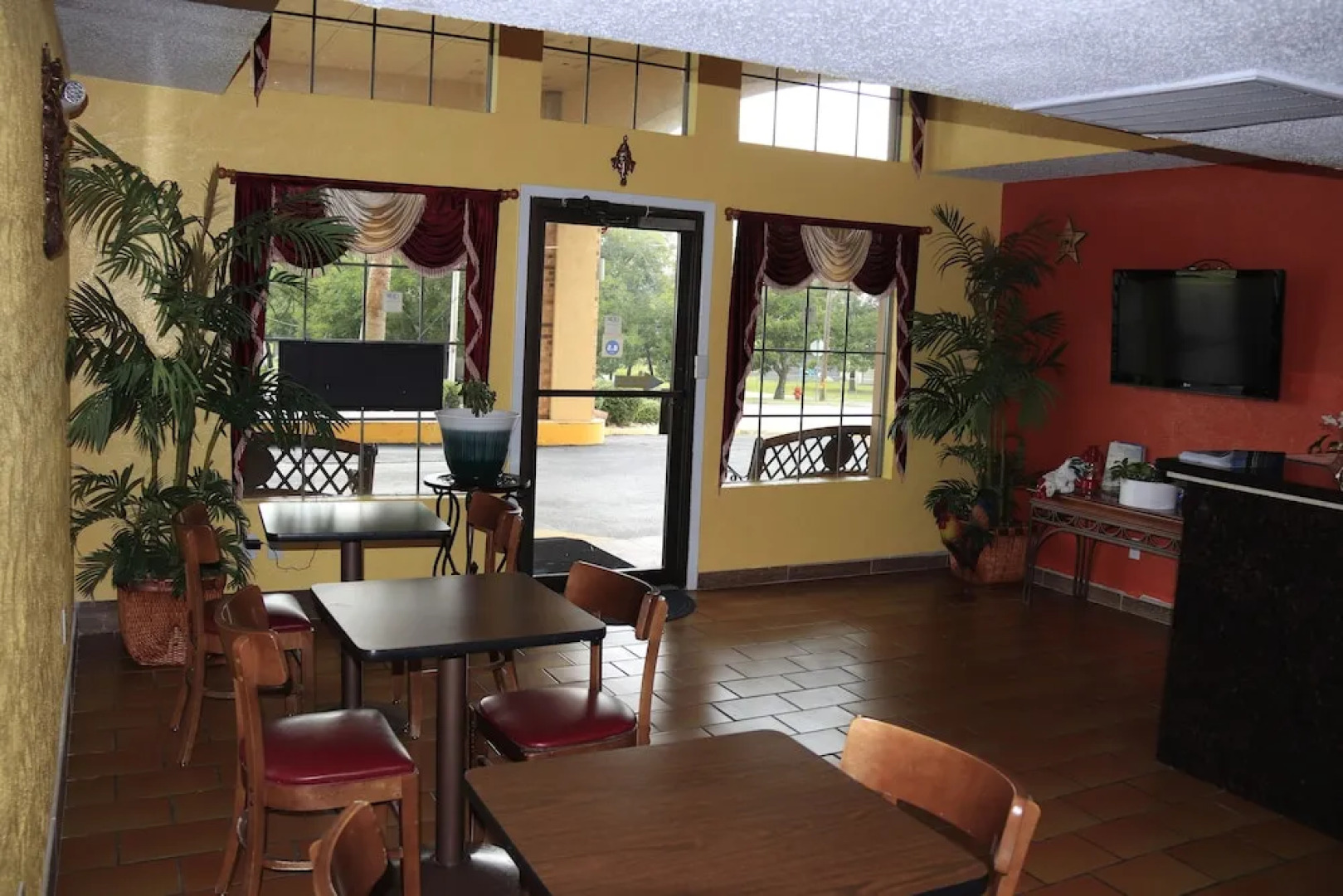 Chaparral Motel Victoria TX, Hwy 59