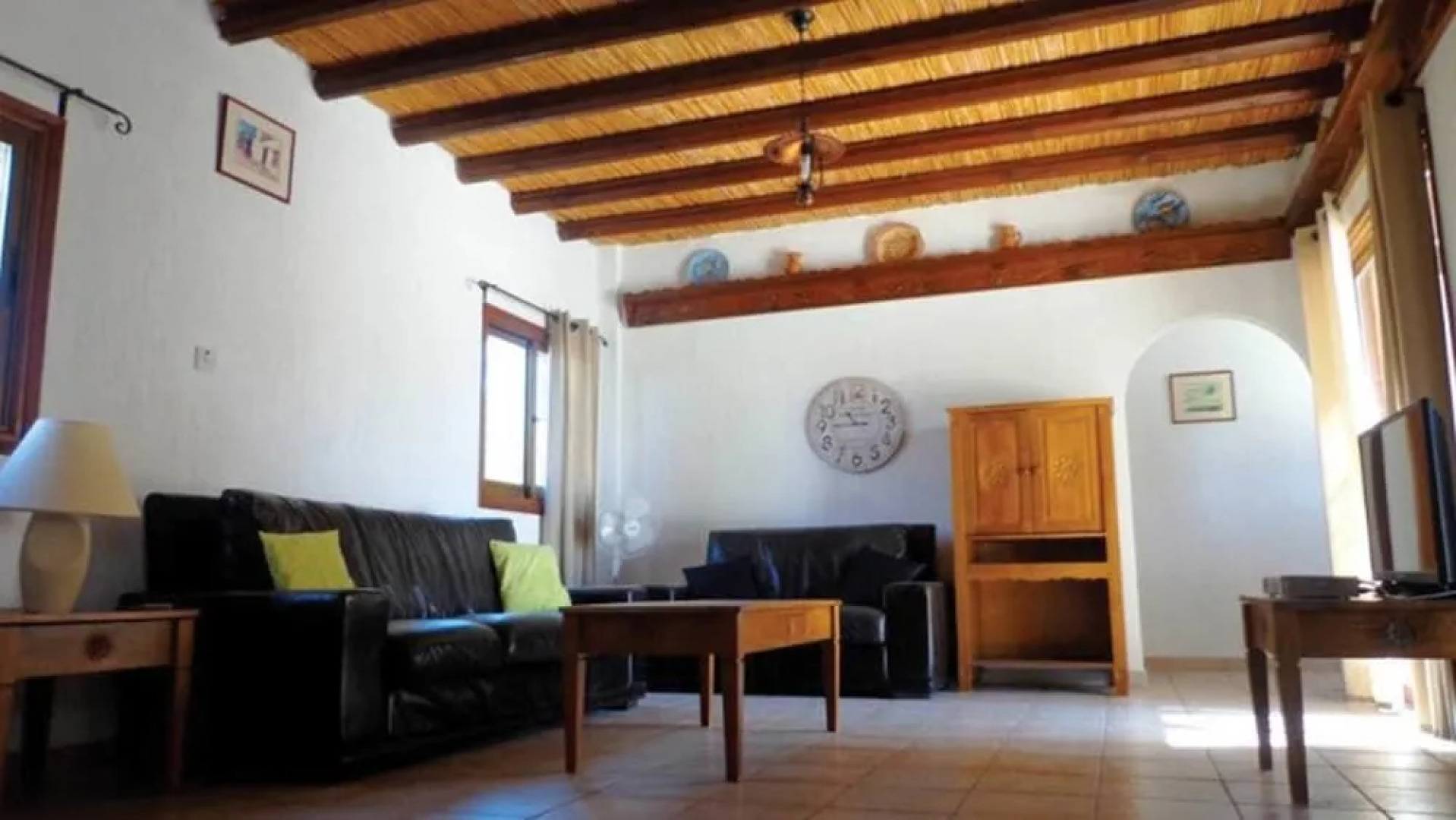 Coral Bay Sunbeam Villa