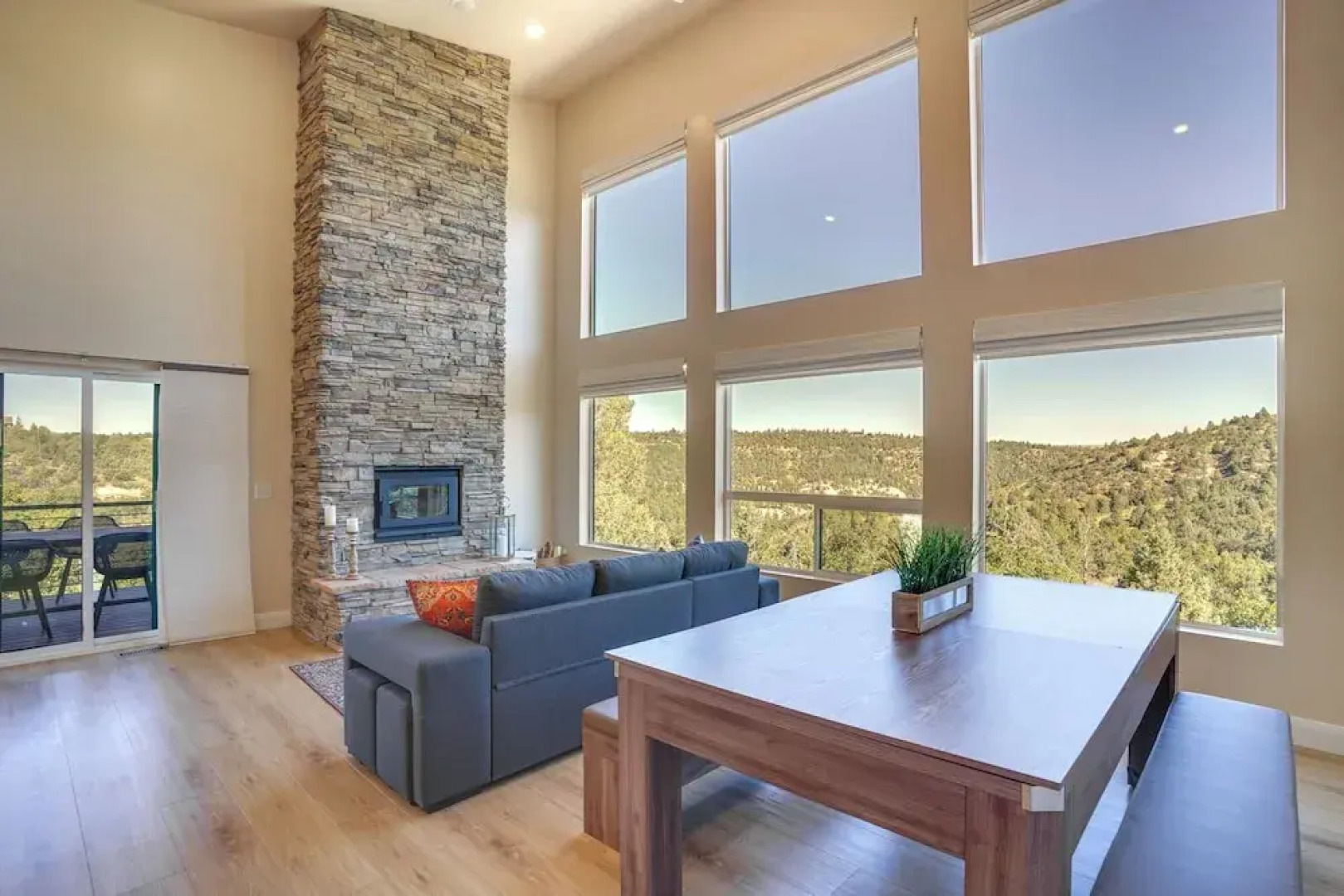 Newly Built, Modern Alton Cabin on 4 Acres!