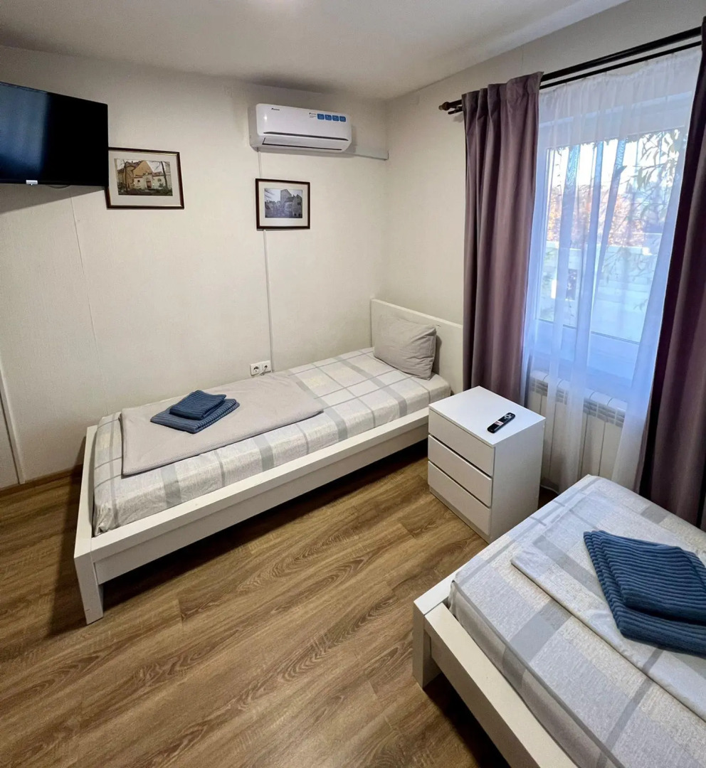 Ю-2 Motel (Мотель)