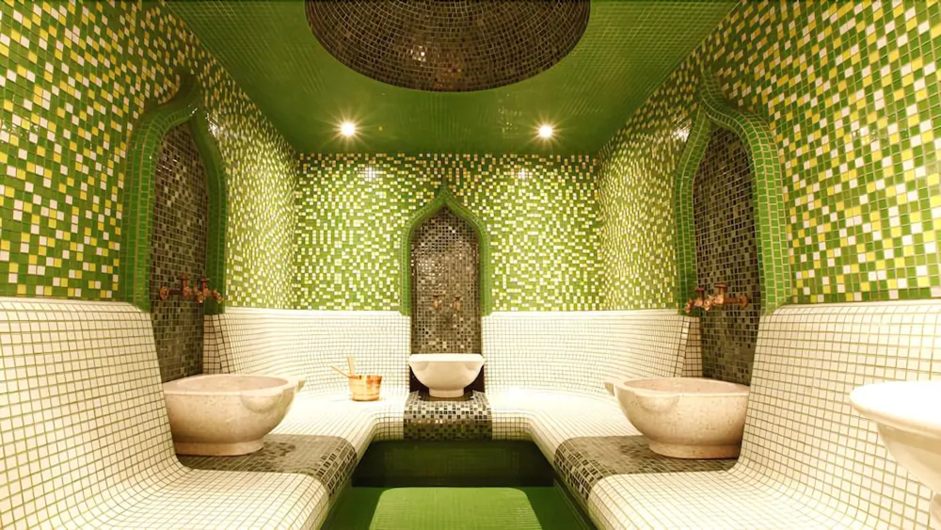 Отель Aleksandar Palace