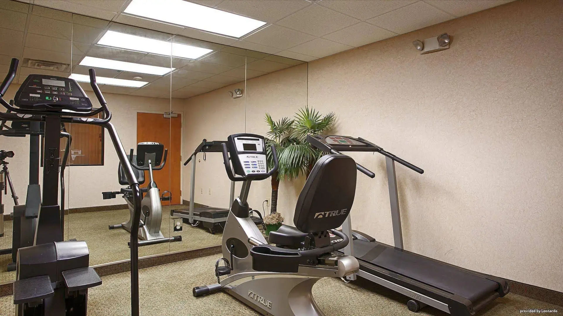 Best Western Commerce Inn