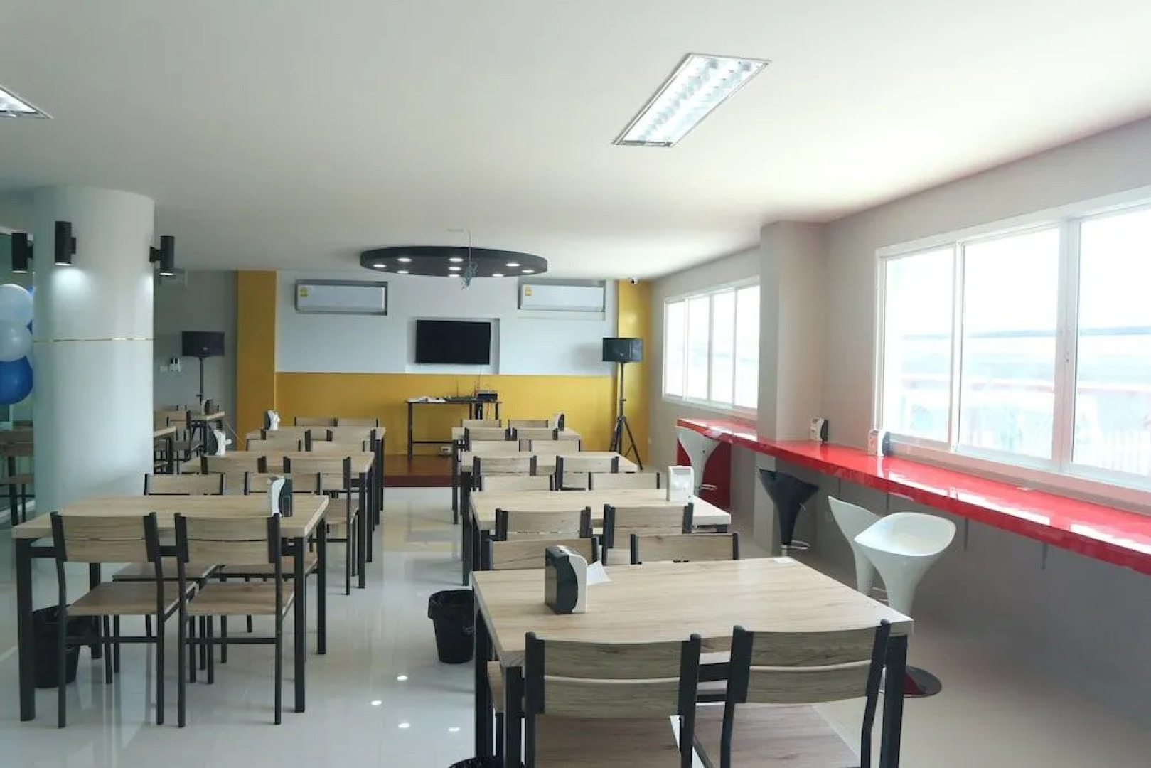 PJ PLACE  Service Apartment