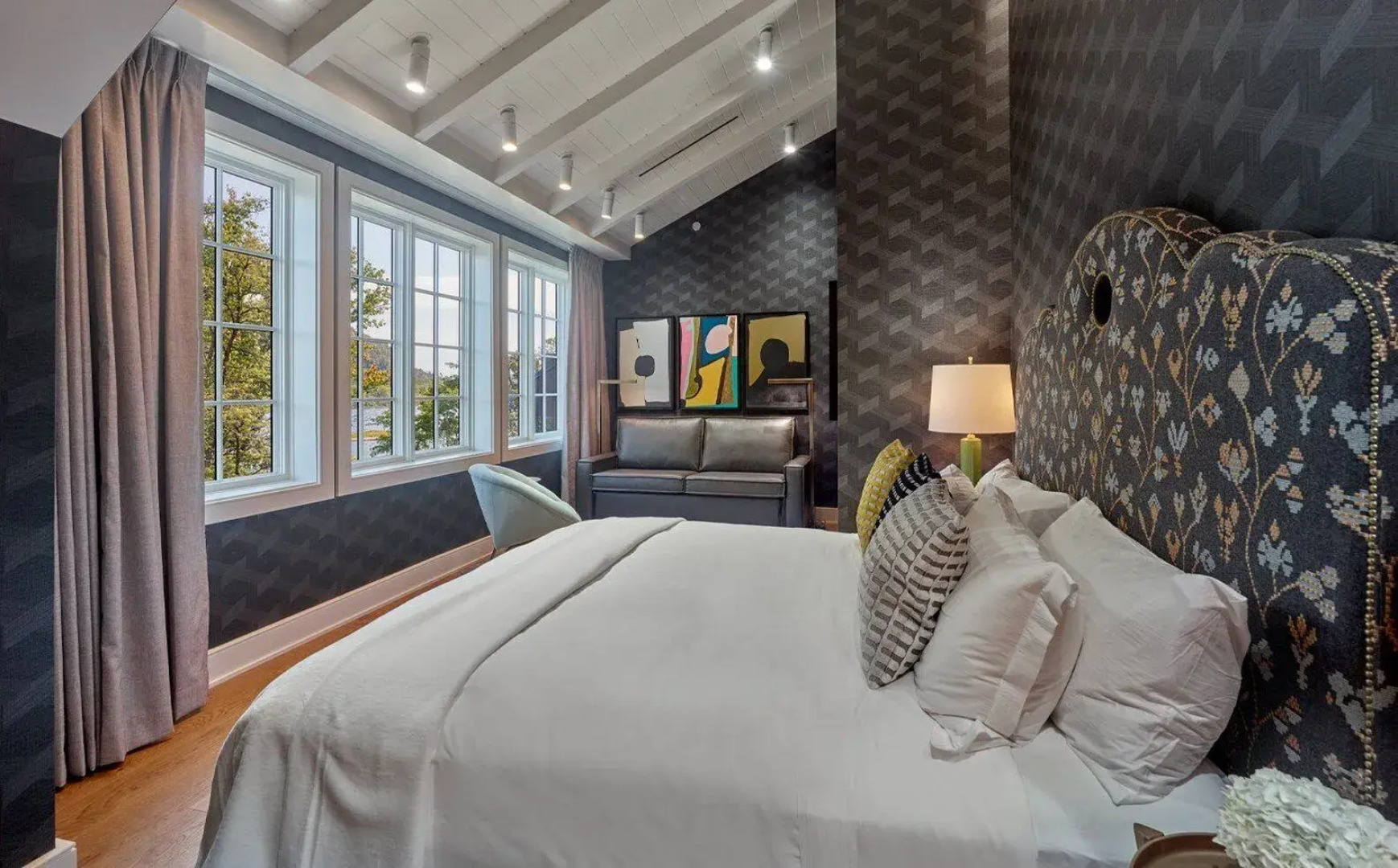 River House at Odette's