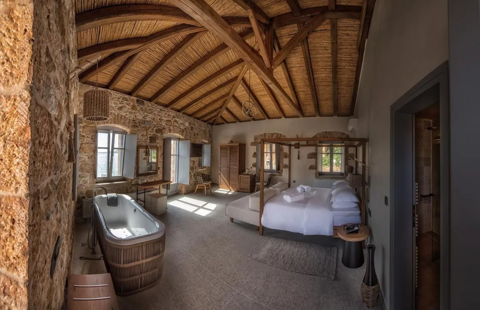 Ippola Boutique Hotel