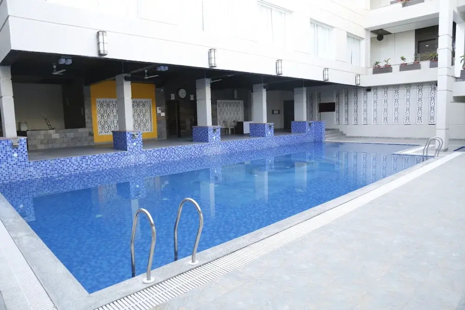 Silver Estate Resort