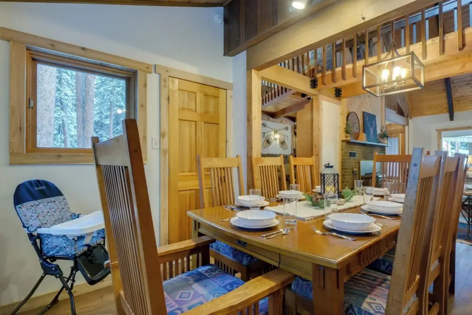Riverside Colorado Cabin w/ Deck & Hot Tub