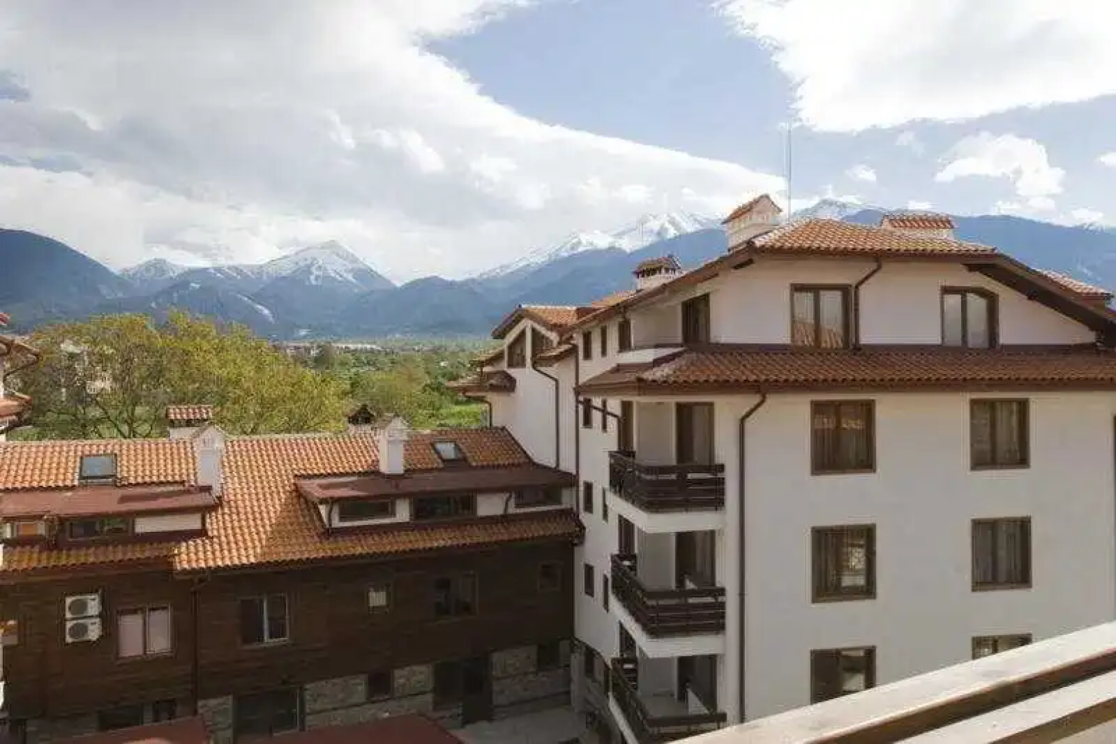 White Peaks