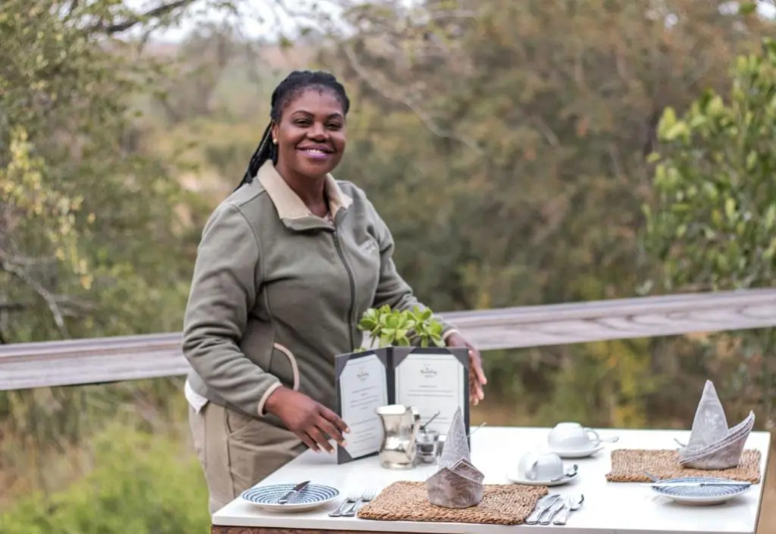 Thornybush Simbambili Lodge