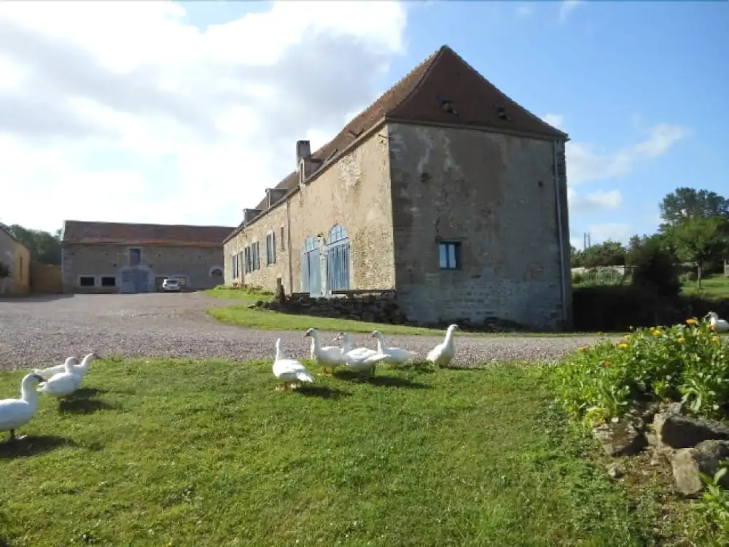 Gite La Tour de Giry