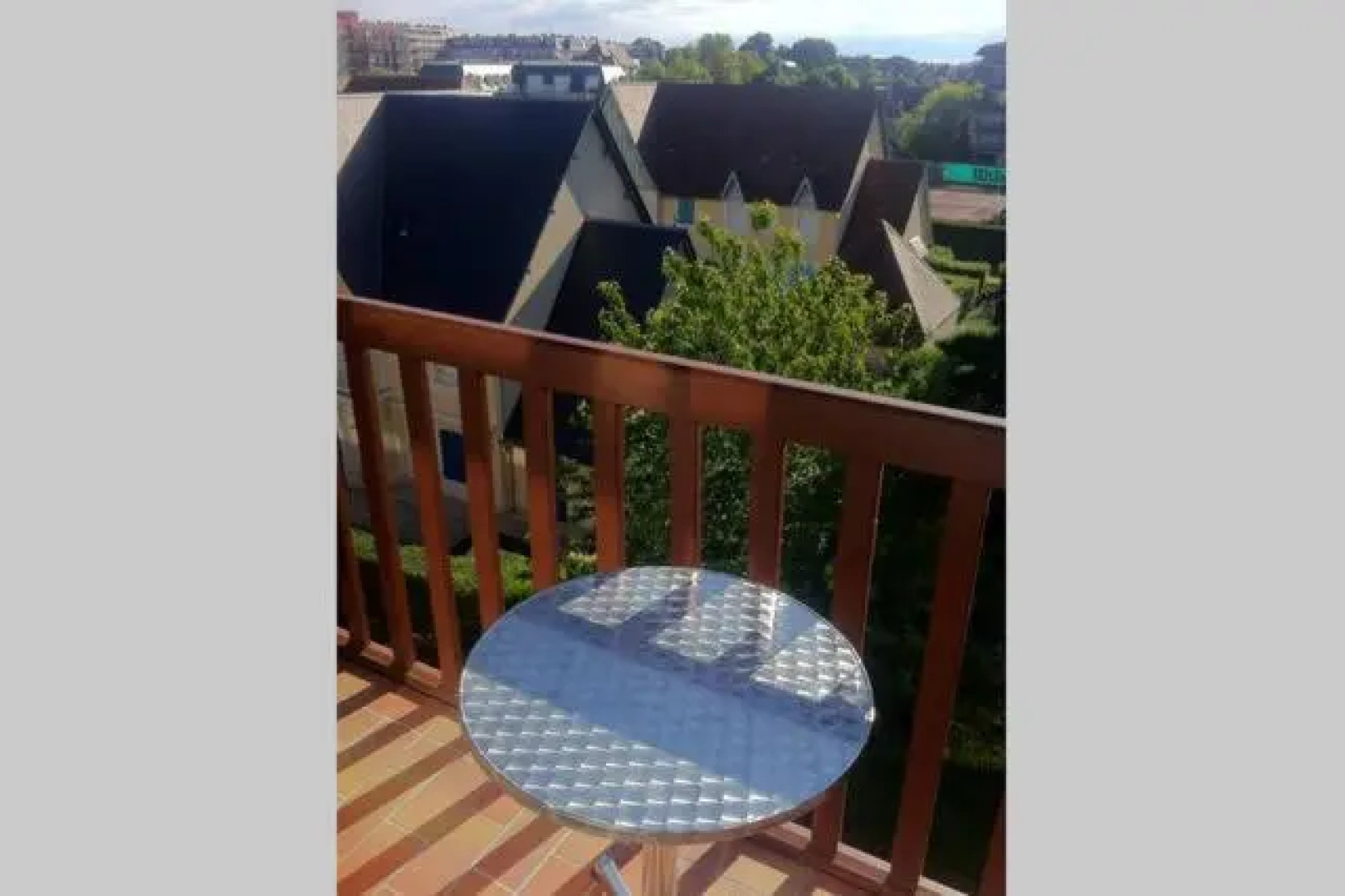 NICE FLAT 400 m FROM BEACH & CENTER