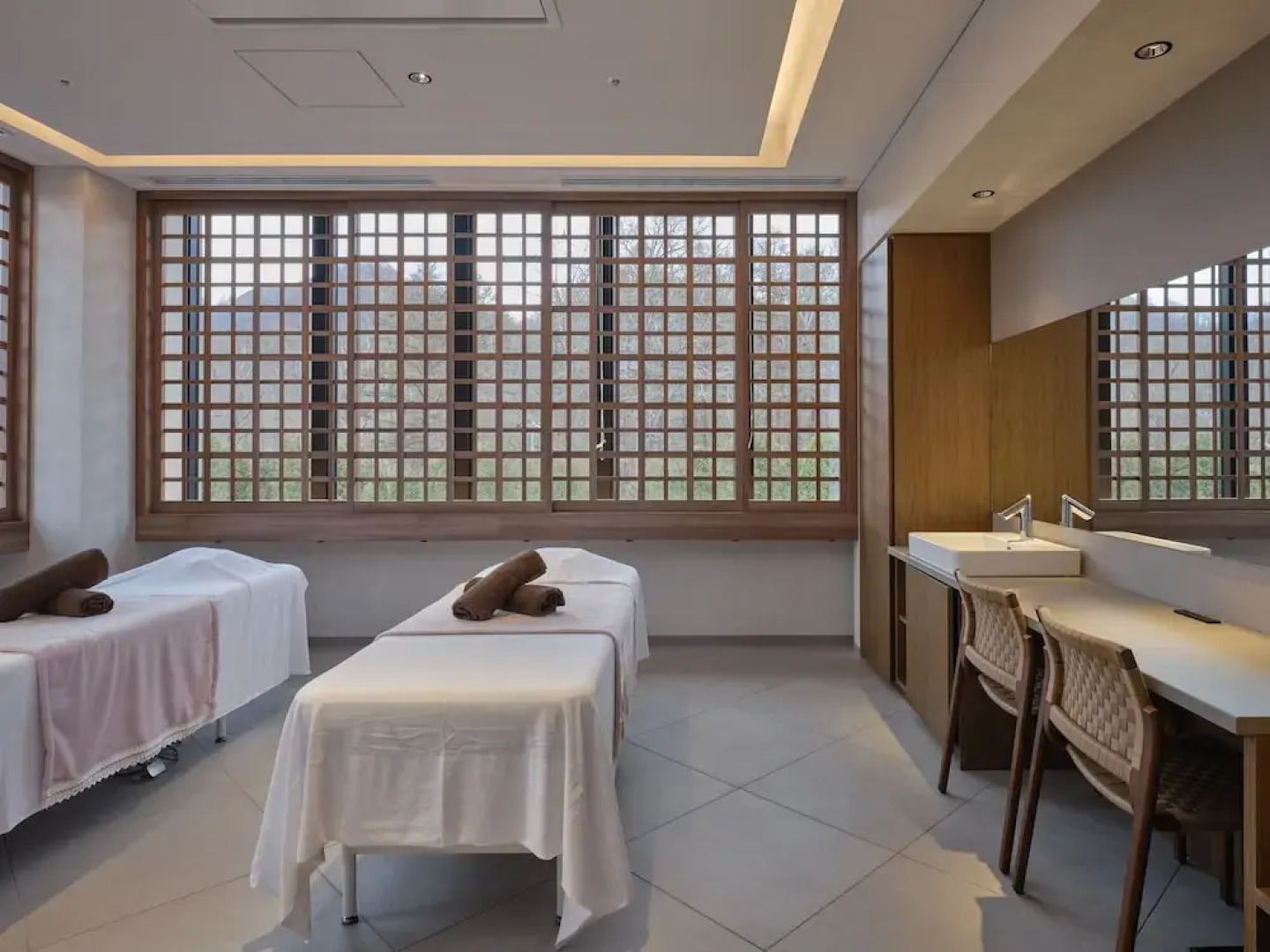 Lake Toya Tsuruga Resort Hikari no uta