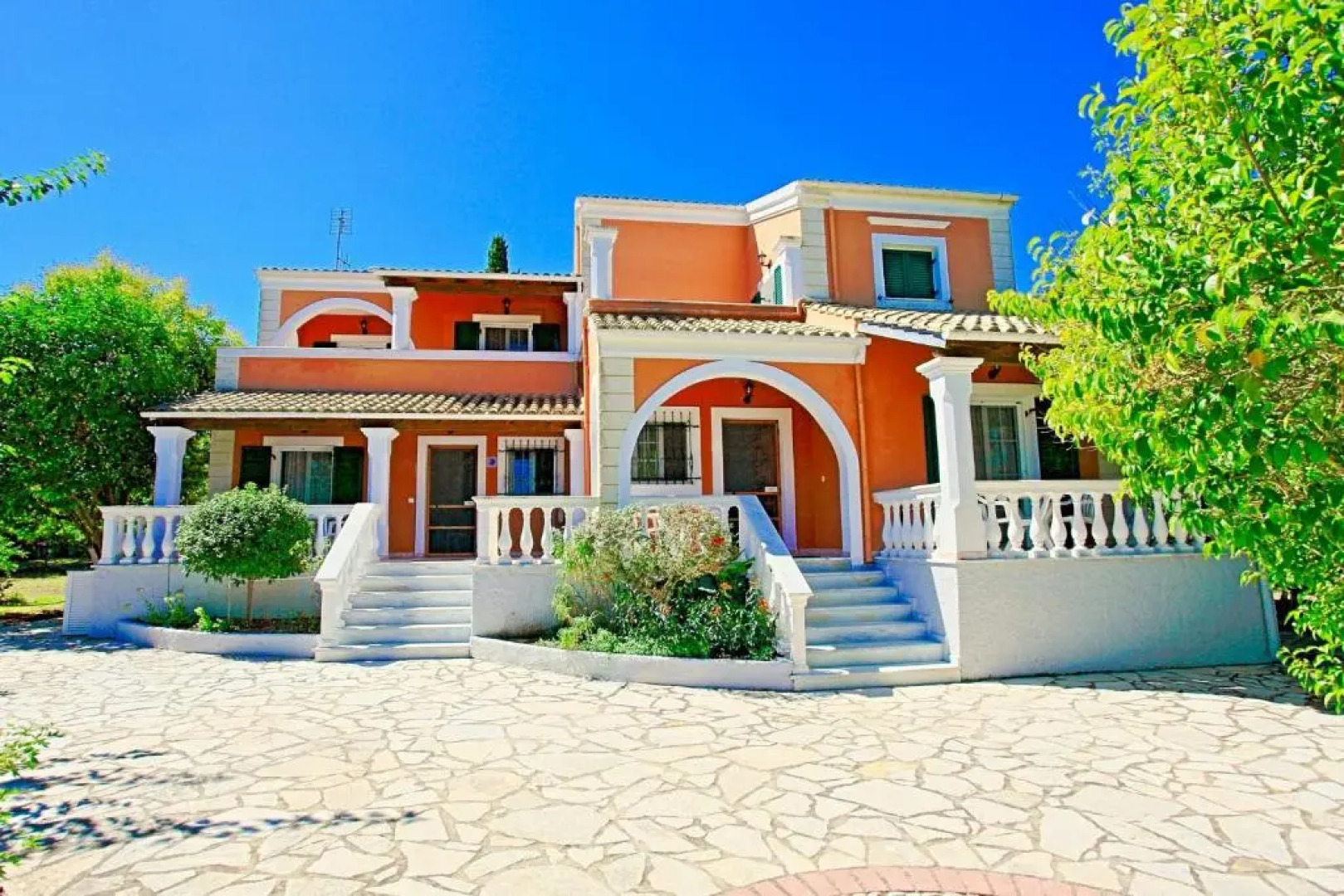 Beach Villa Nancy by MediterraneanVillas