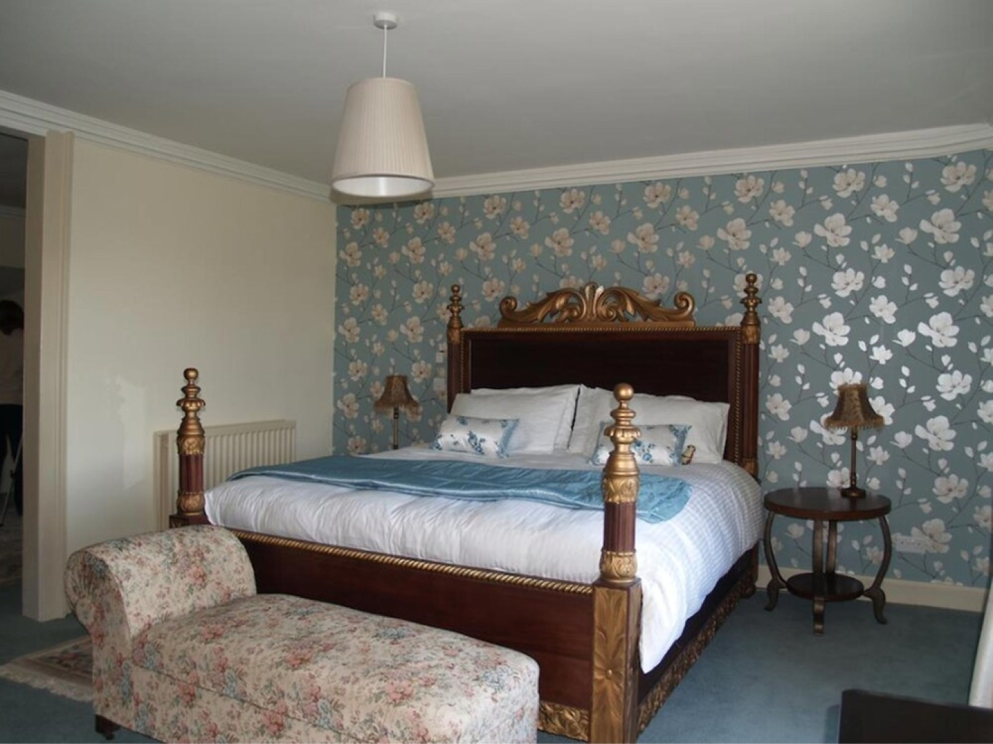 Abbotshaw House - Farm B&B
