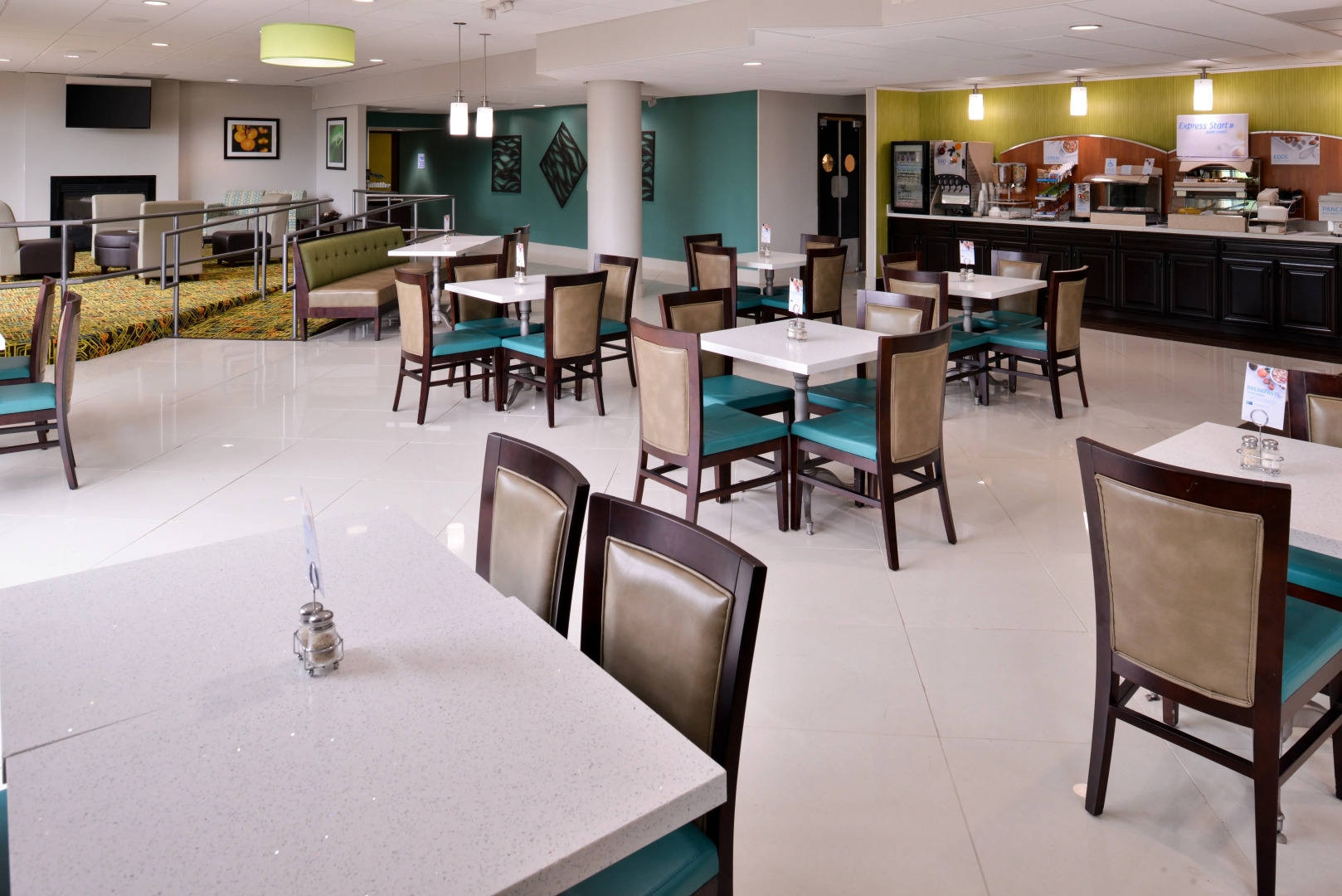 Holiday Inn Express St. Louis Airport - Riverport