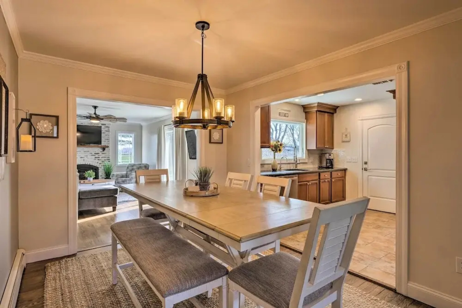 Mattituck Home w/ Fireplaces - Near Wineries