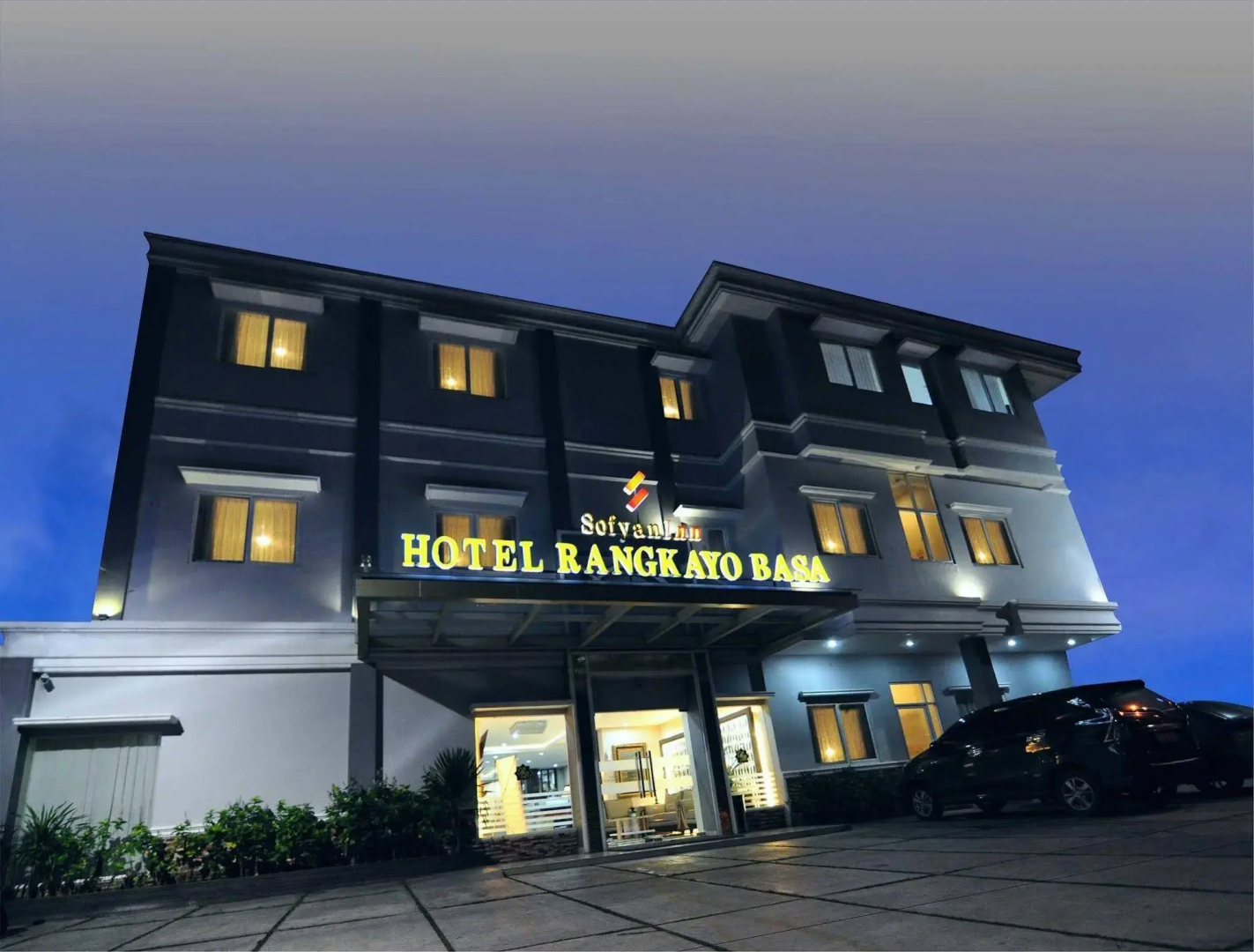 Rangkayo Basa Halal Hotel