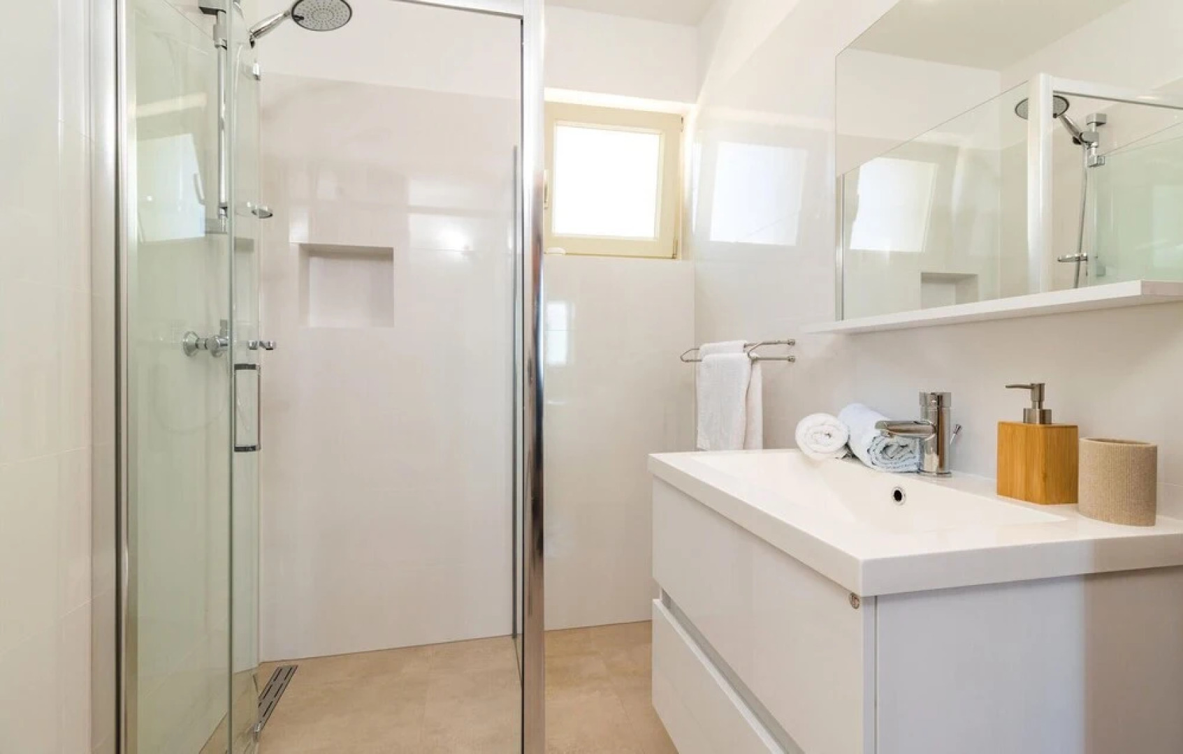 Nice Home in Peroj With Wifi, Heated Swimming Pool and 3 Bedrooms