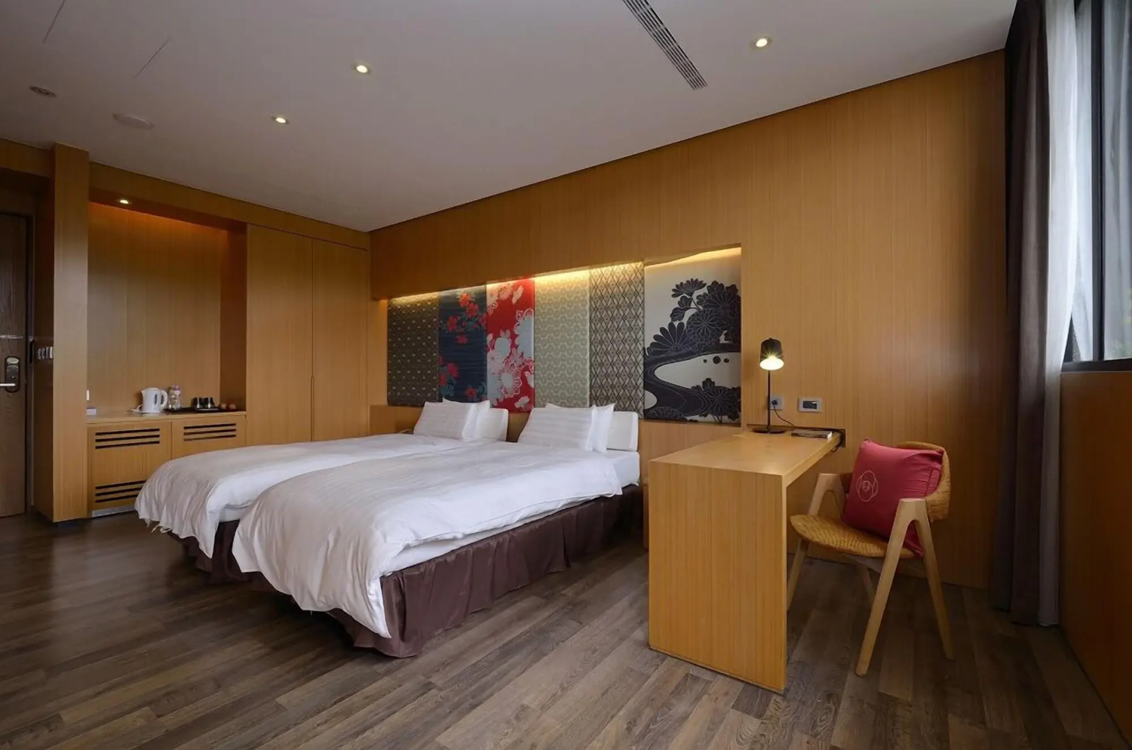 The Sun Hot Spring & Resort