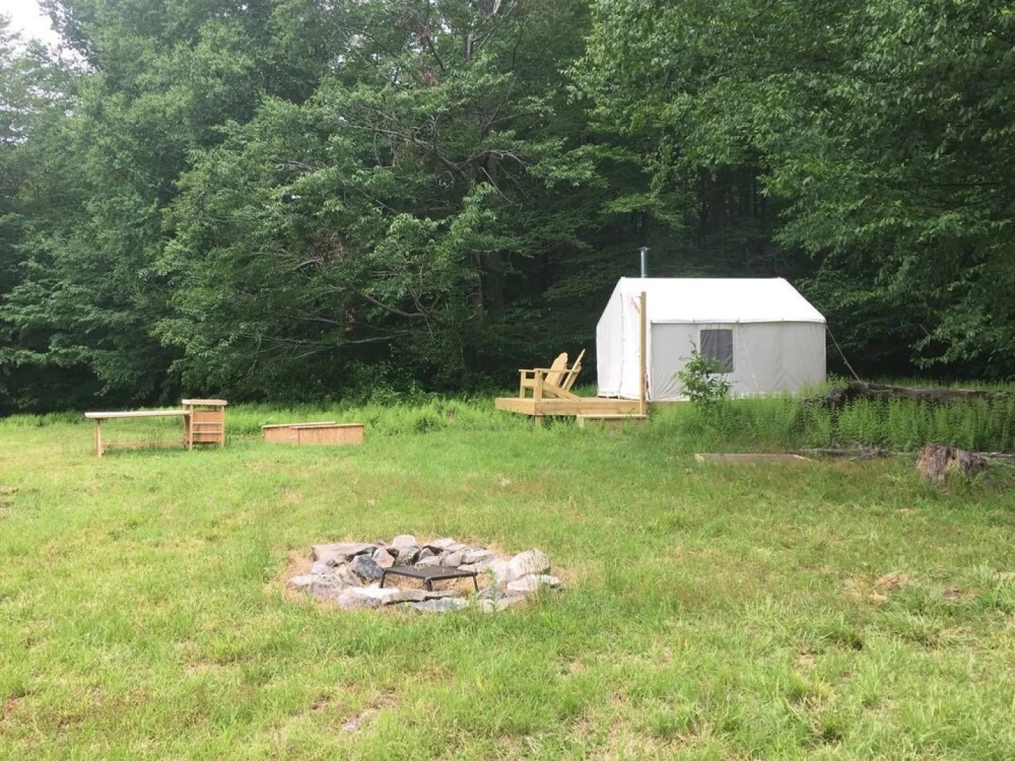 Tentrr - Hummingbird Haven