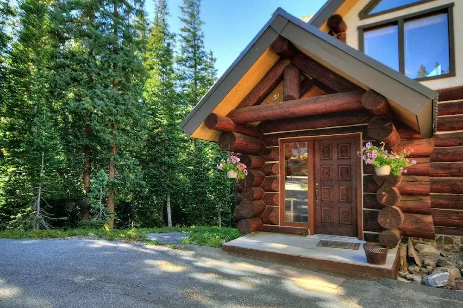 Quandary View Lodge by RedAwning